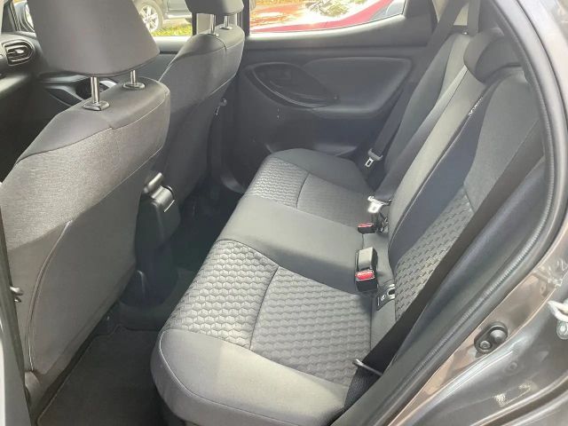 Toyota Yaris Hatchback Hybride Team D