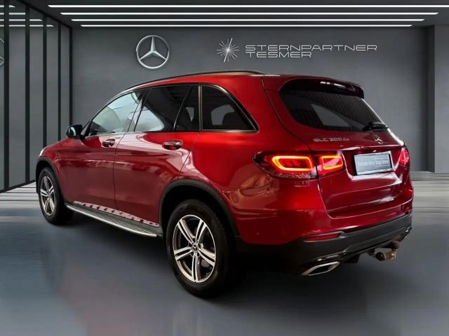 Mercedes-Benz GLC 300 4MATIC AMG Line
