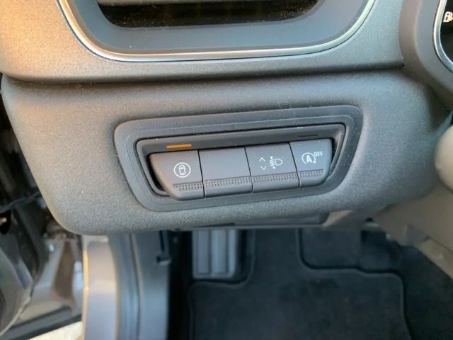 Renault Captur EDC TCe 160 Techno