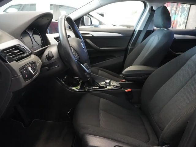BMW X2 xDrive25e