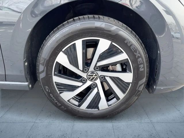 Volkswagen Golf Business Style eHybrid