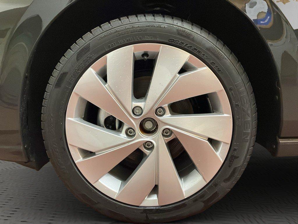 Volkswagen Golf 1.5 eTSI DSG Style