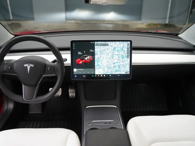 Tesla Model 3 AWD Long Range