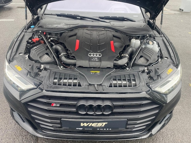 Audi S8 Quattro