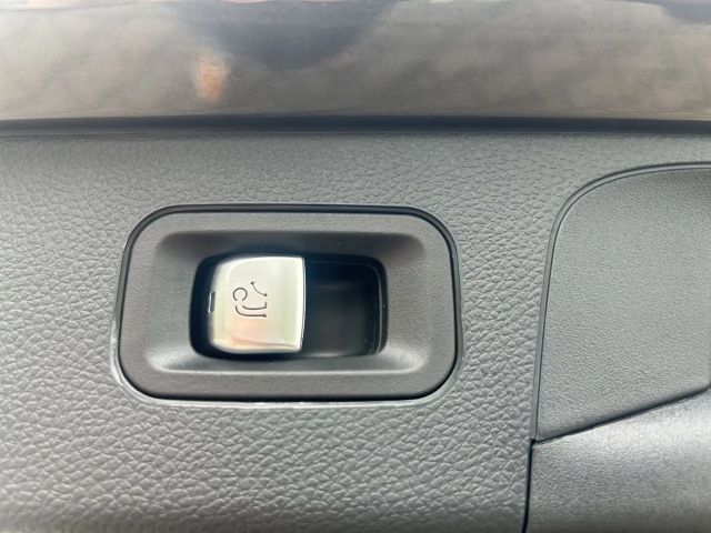 Mercedes-Benz GLC 300 4MATIC AMG Line