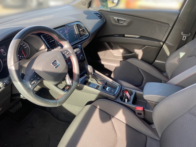 Seat Leon 1.5 TSI Black FR-lijn Sportstourer