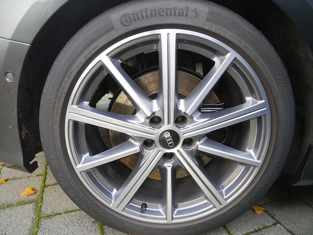 Audi S6 Avant Quattro