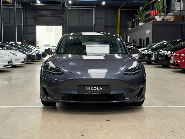 Tesla Model 3 Performance