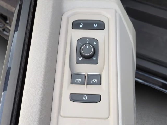 Volkswagen Multivan IQ.Drive Style T7