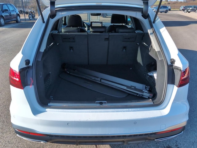 Audi A4 40 TFSI Avant Quattro S-Line S-Tronic