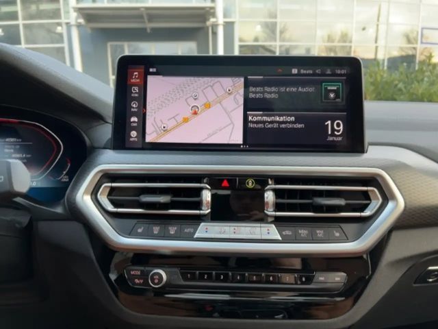 BMW X3 d Sportpaket HUD AD AHK-klappbar AHK El. Panodach