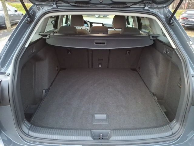 Volkswagen Golf 1.5 TSI IQ.Drive Style Variant