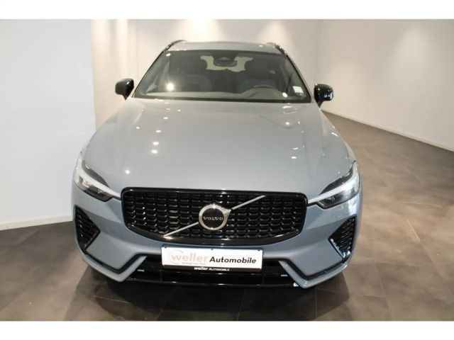 Volvo XC60 AWD R-Design Recharge T8