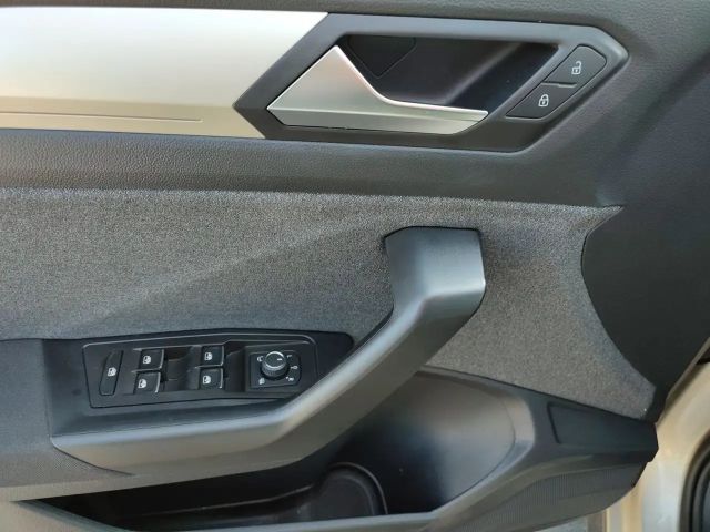 Volkswagen T-Roc 1.0 TSI Life Move