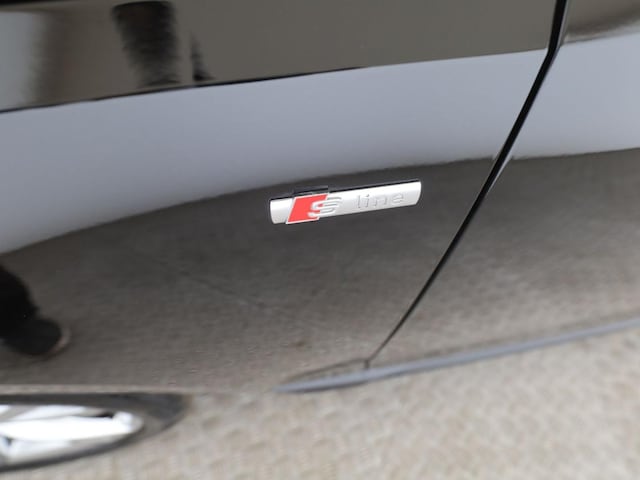 Audi A4 40 TDI Avant S-Tronic