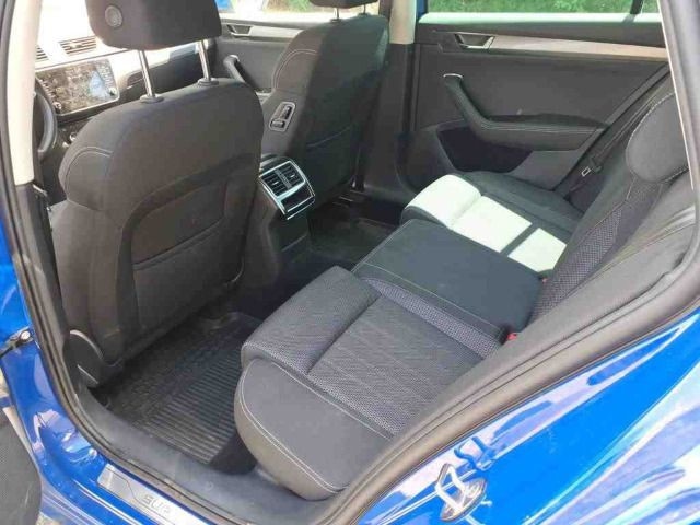 Skoda Superb 2.0 TSI Combi Style Style