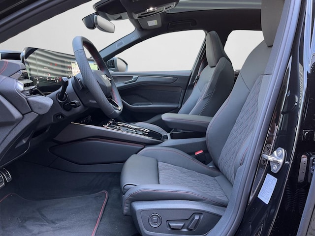 Audi A6 Avant Quattro S-Tronic