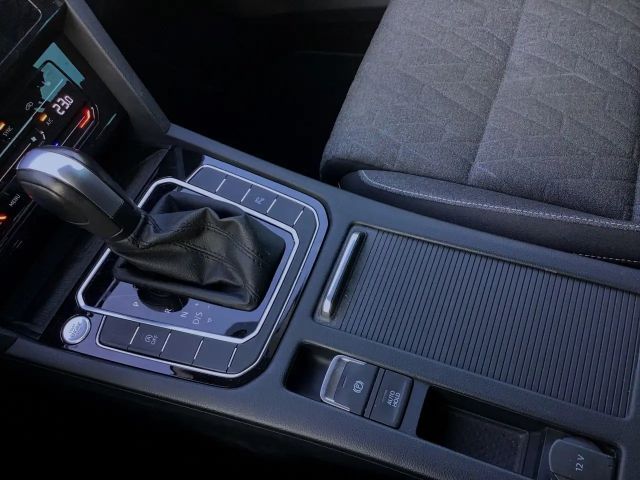 Volkswagen Passat 2.0 TDI Business DSG Variant