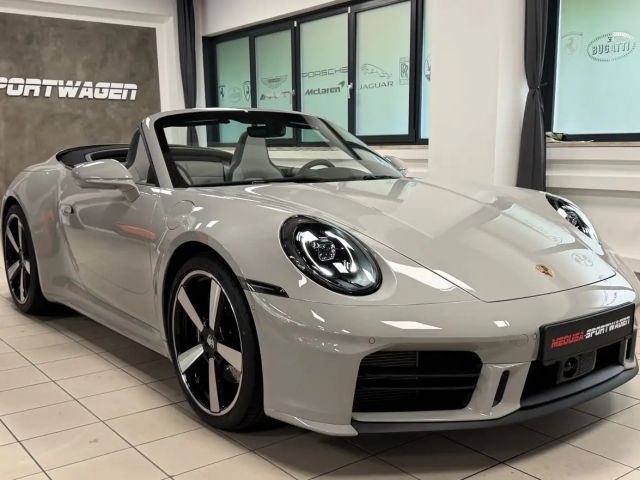 Porsche 992 Cabrio Carrera