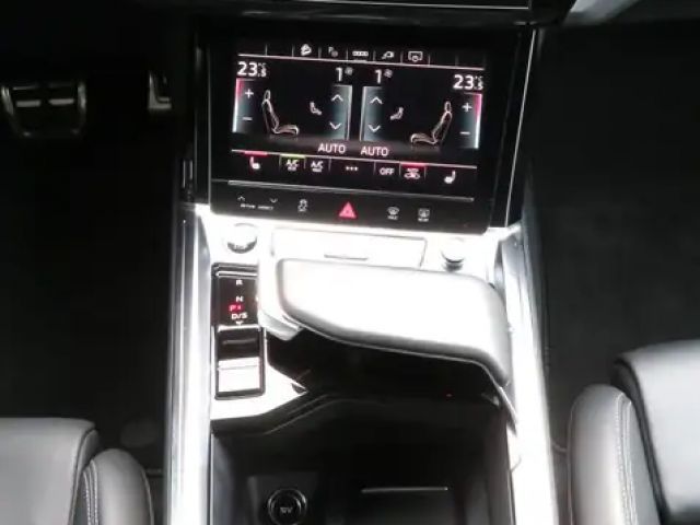 Audi Q8 e-tron 50 Quattro S-Line