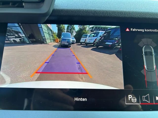 Audi A3 30 TFSI Sedan