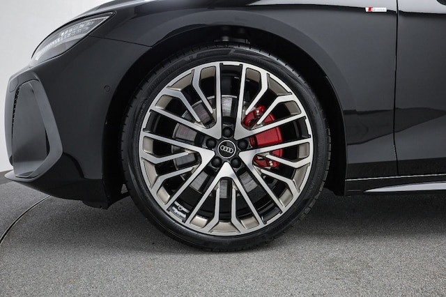 Audi A6 e-tron Avant Quattro