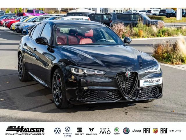 Alfa Romeo Giulia AT8 Q4 Turbo Veloce