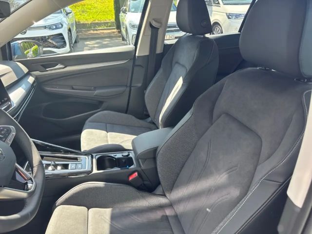 Volkswagen Golf 1.5 eTSI IQ.Drive Style