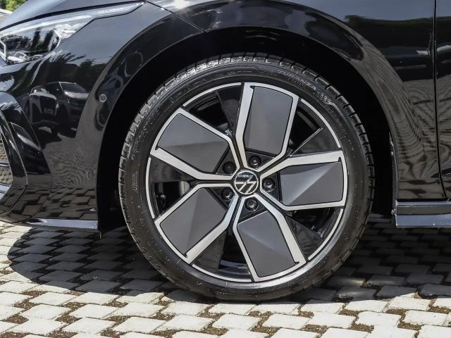 Volkswagen Golf 1.5 eTSI R-Line