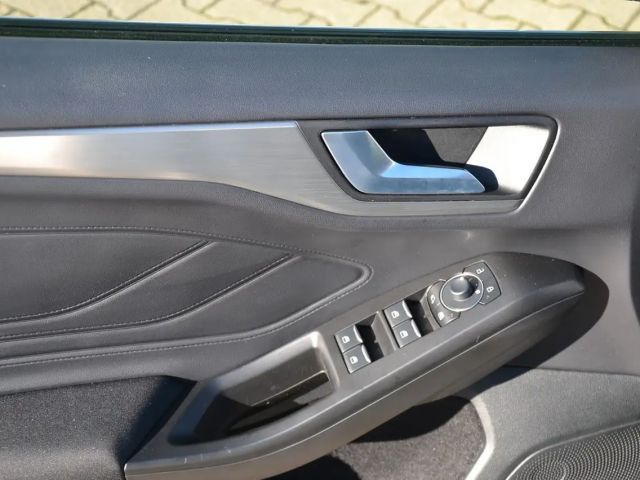 Ford Focus EcoBoost Titanium