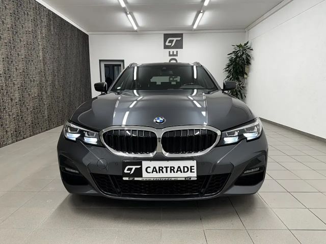 BMW 330 330e Touring