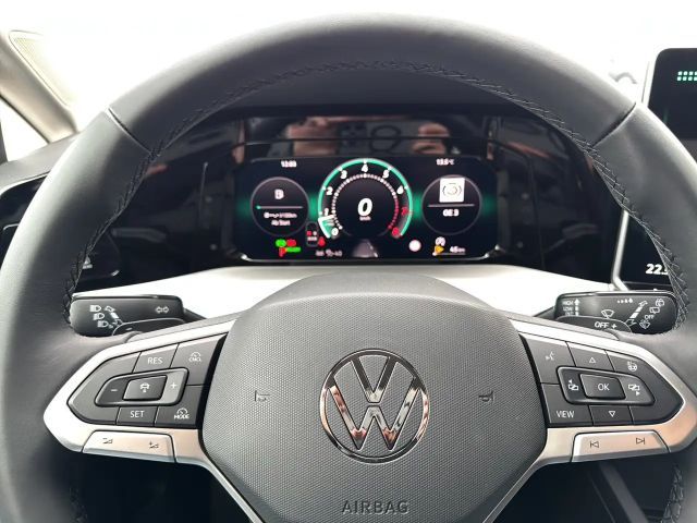 Volkswagen Golf Business DSG Variant