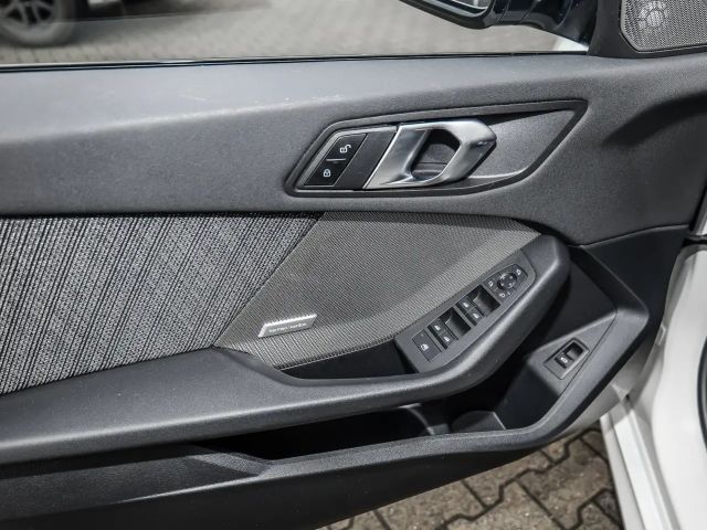 BMW 120 120i 5-deurs M-Sport Sedan