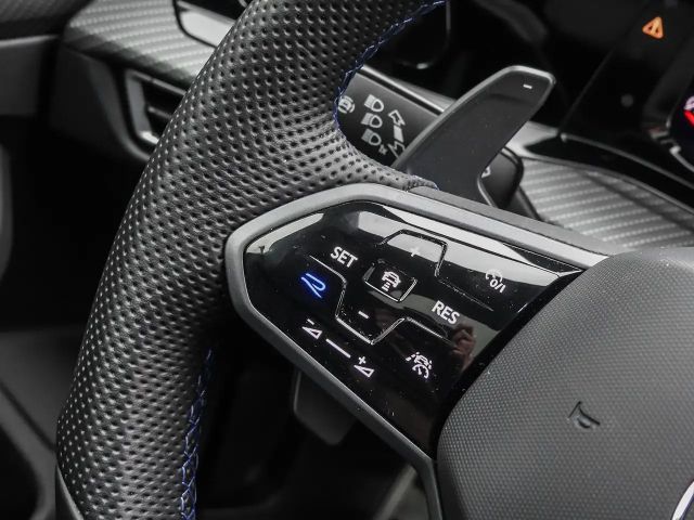 Volkswagen Golf 2.0 TSI 4Motion DSG Golf VIII