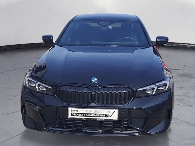 BMW 320 320d M-Sport Sedan xDrive