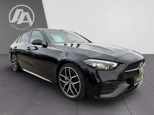 Mercedes-Benz C 200 AMG Line Sedan