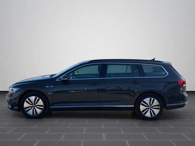 Volkswagen Passat GTE Variant