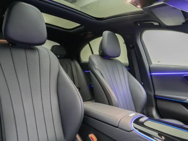 Mercedes-Benz E 300 E 300 de Sedan