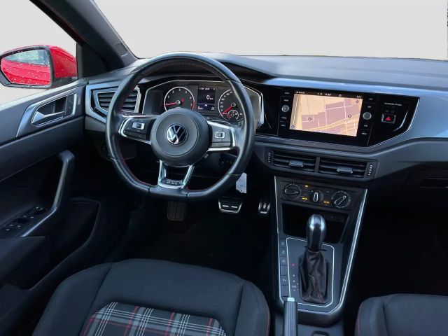 Volkswagen Polo 2.0 TSI DSG GTI