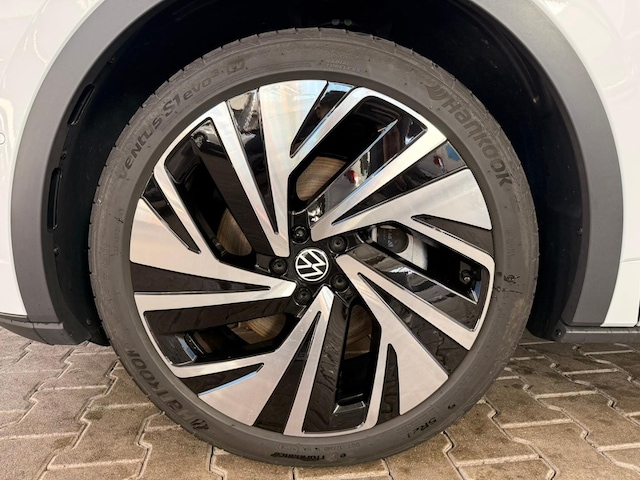 Volkswagen ID.5 IQ.Drive Pro