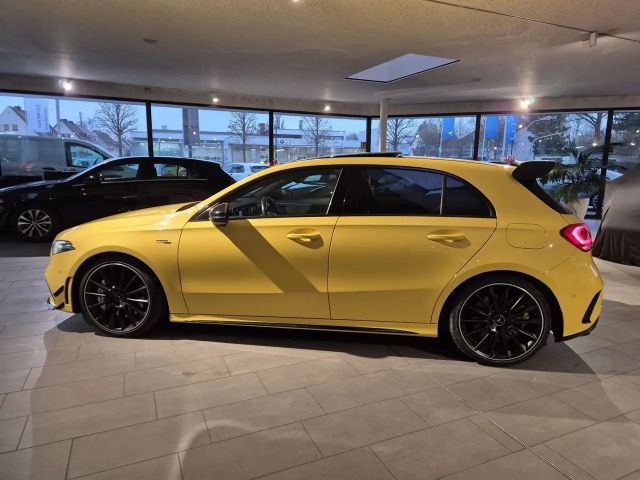 Mercedes-Benz A 35 AMG 4MATIC AMG Line