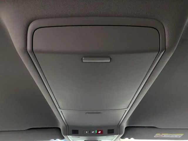 Volkswagen Touran 1.5 TSI DSG