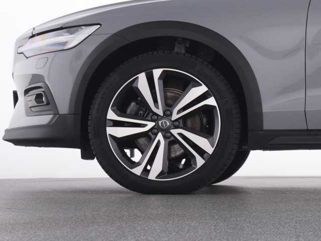 Volvo V60 Cross Country CC