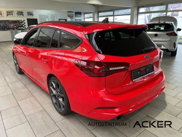 Ford Focus ST Line Wagon