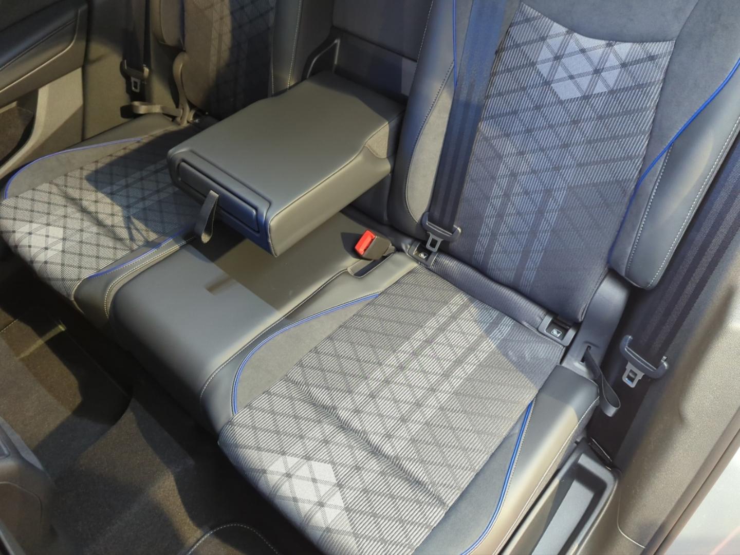 Volkswagen Tiguan 2.0 TDI DSG R-Line