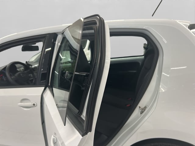 Volkswagen up! Move Move up!