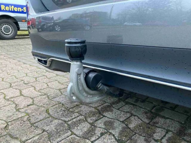 Mercedes-Benz B 180 Progressive Sedan