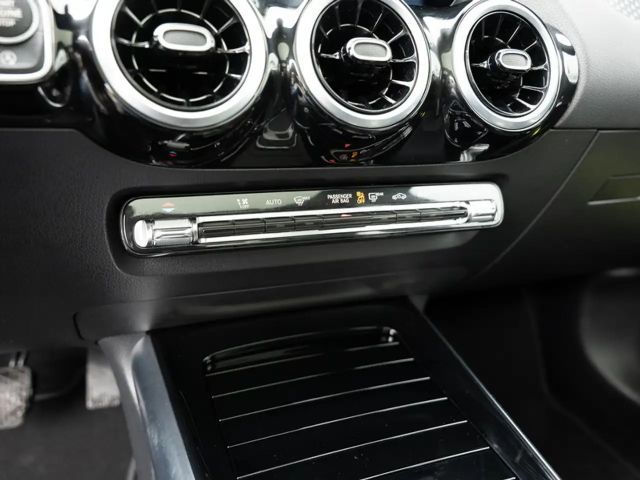 Mercedes-Benz B 200 Progressive