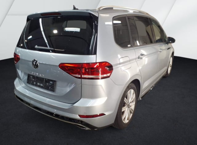 Volkswagen Touran 1.5 TSI DSG R-Line