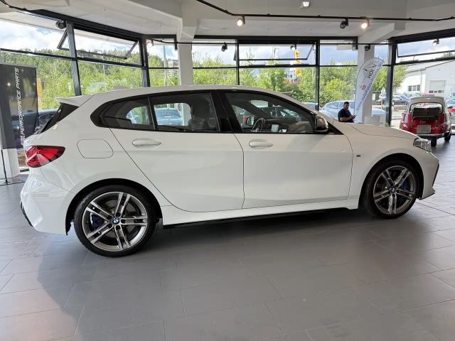 BMW 135 Sedan xDrive